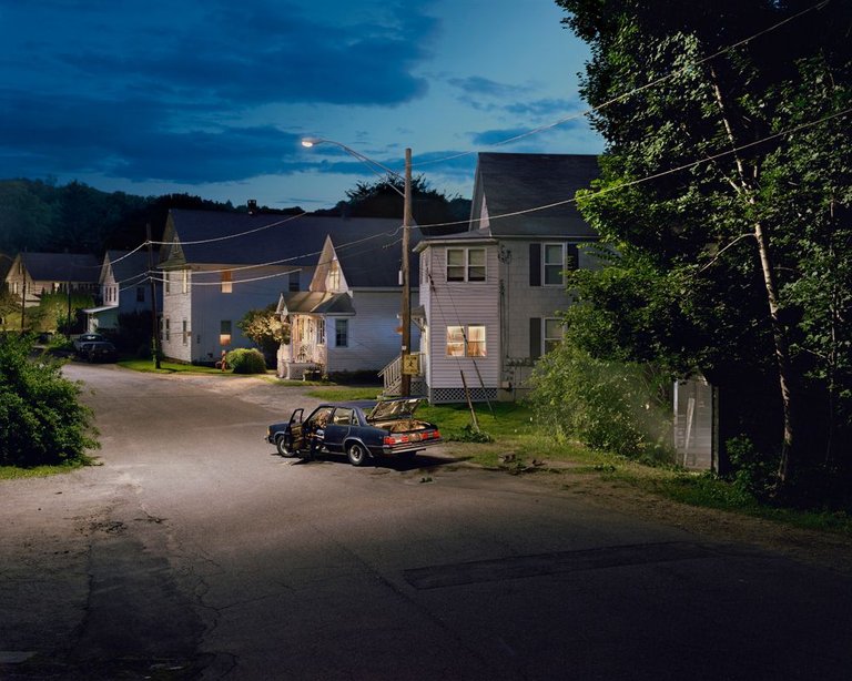 crewdson_gregory_untitled2001.jpg