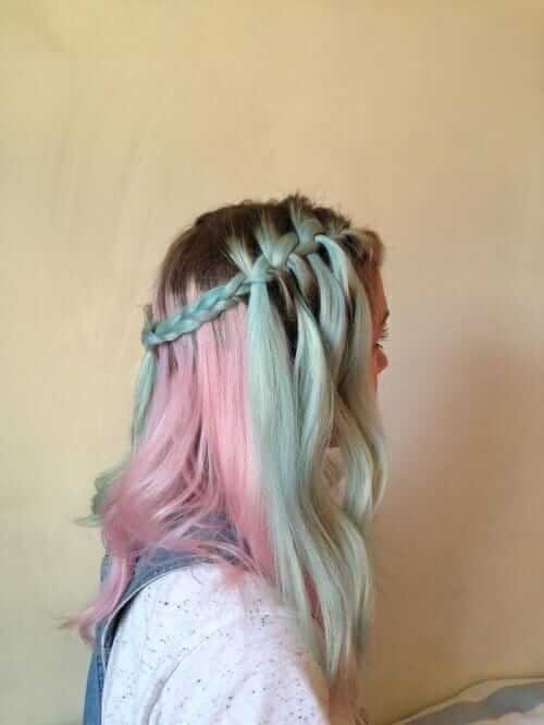 Pink-and-turquoise-dyed-hairstyle-with-dark-roots.jpg