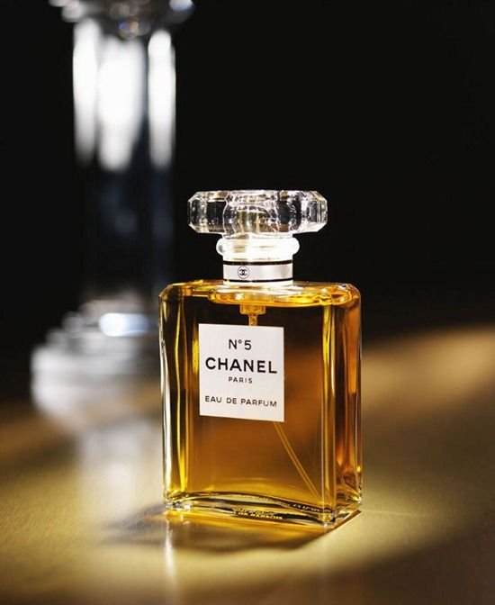 497aa25a2314ce60b39fd4c09b7a857d--chanel-n--perfume-chanel.jpg