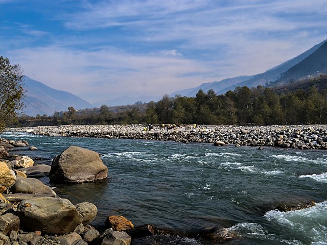 kullu-river.jpg