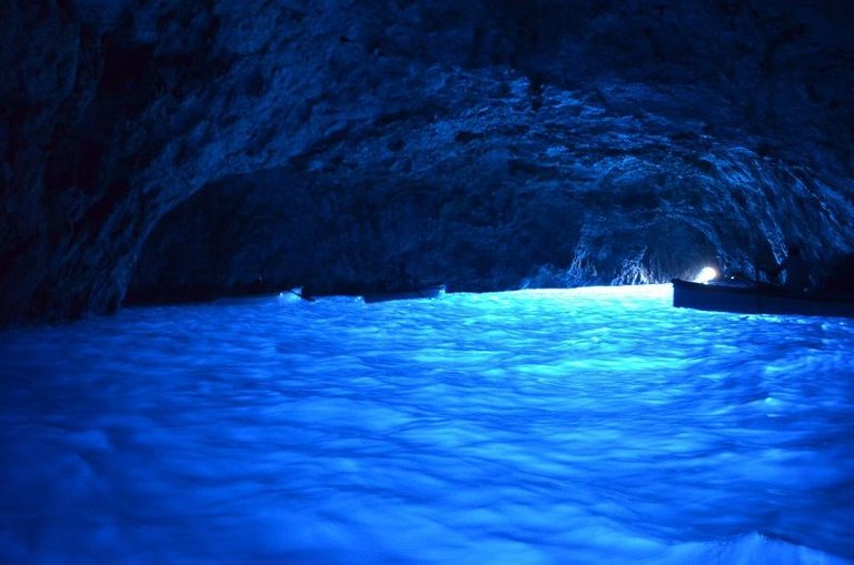 blue-grotto-italy.jpg