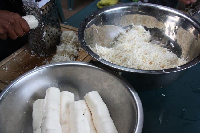 grated cassava 2.jpg