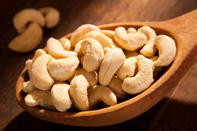 raw-cashew-nuts.jpg