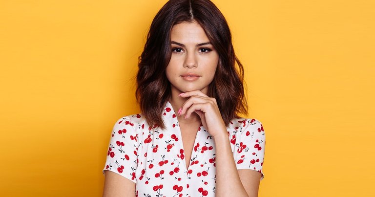 rs-selena-gomez-7987e3c0-92b0-48c0-a30c-d04e36590ba5.jpg