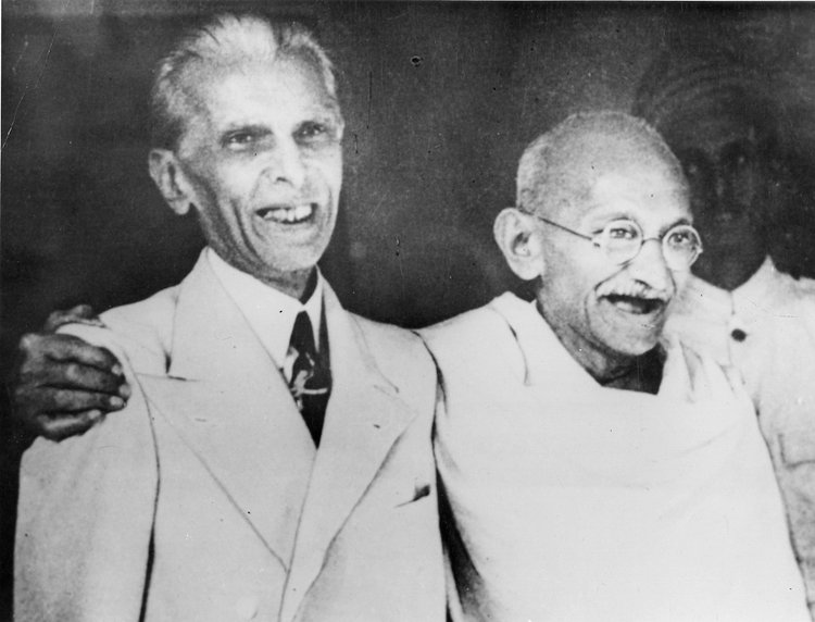 Photograph_of_Jinnah_with_Gandhi_in_1944_(Photo_429-17).jpg