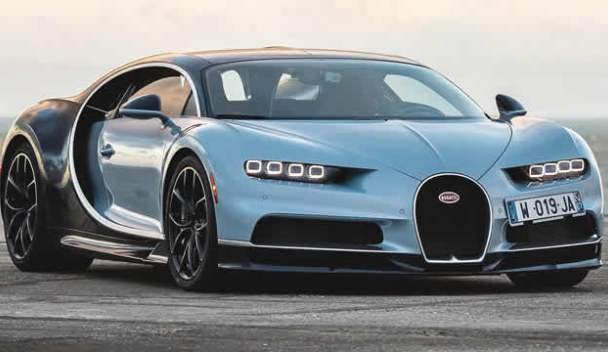 rolls-royce-phantom-bugatti-chiron-draw-applause-at-auto-show.jpg