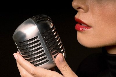 lips&mic.jpg