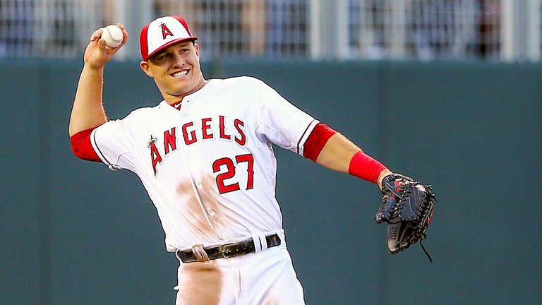 anaheim-mike-trout-031516-getty-ftrjpg_t1qz3ewmoyd81ie92qt5mcn1e.jpg