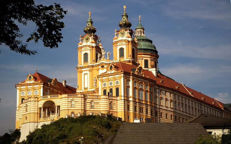 1920px-Stift_melk_001_2004.jpg