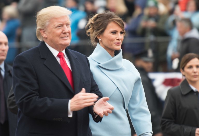 Donald_and_Melania_Inaugural_parade_01-20-17.jpg