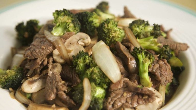 Stir-fried-beef-848x477.jpg