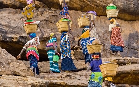 dogon women.jpg