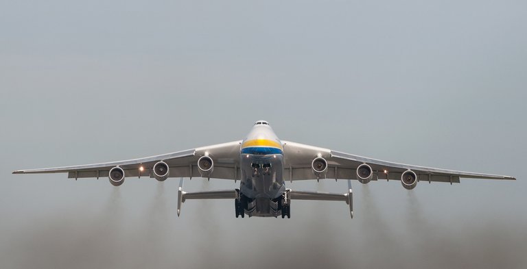 dest_antonov_an225.jpg