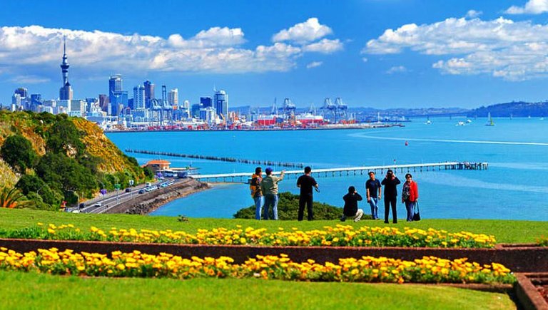 Auckland-900x510.jpg