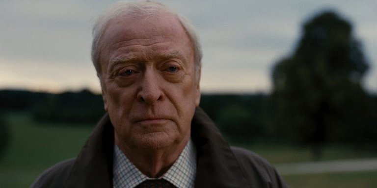 michael-caine-alfred-batman-dark-knight.jpg