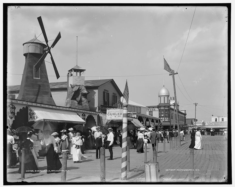 Boardwalk, Rockaway, N.Y. 1900.jpg