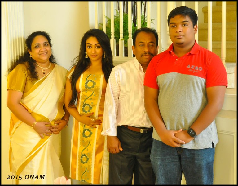 2015-GORAPHY-FMLY-ONAM.jpg