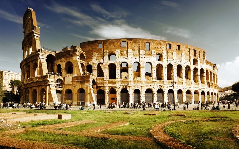 998013-colosseum.jpg