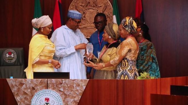 Buhari-MLK-award-653x365.jpg