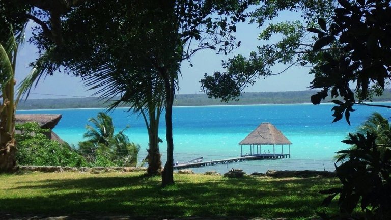 laguna bacalar_phixr.jpg