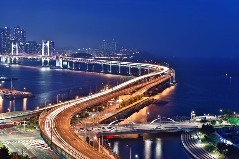 busan-night-scene-1747130_1920.jpg