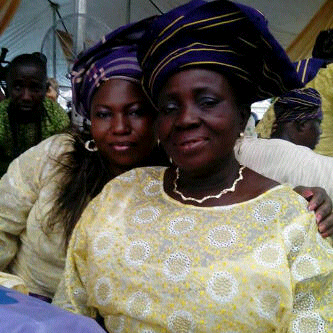 aunty bisi n mum.jpg