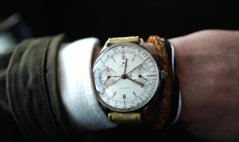 1942 ROLEX CHRONOGRAPH.png