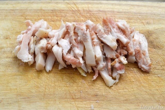 1-guanciale-a-listarelle.jpg