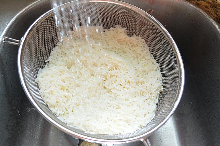 cook-rice-without-starch-9.jpg
