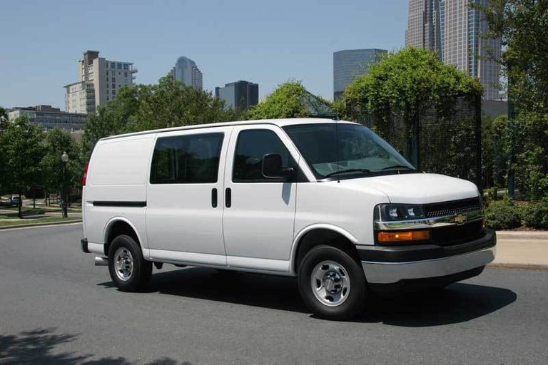 Chevy_Express_Cargo_2.jpg