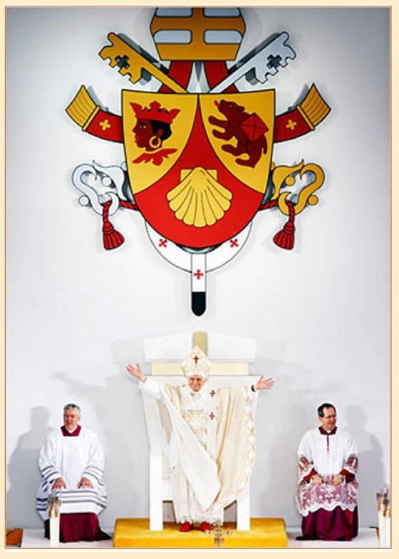 PopeWithMOORSHEAD.jpg.w560h785.jpg