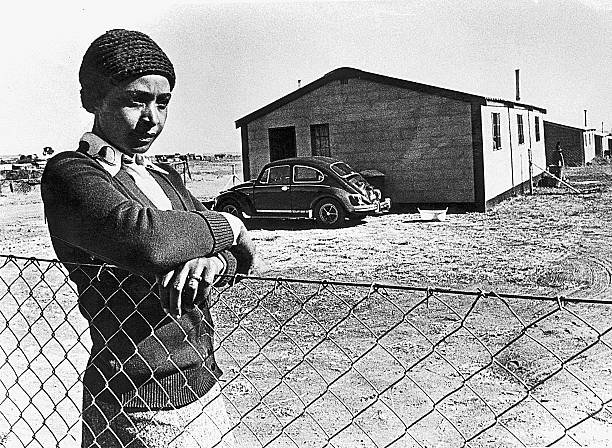 winnie-madikizelamandela-during-her-exile-in-brandfort-south-africa-picture-id173475817.jpg