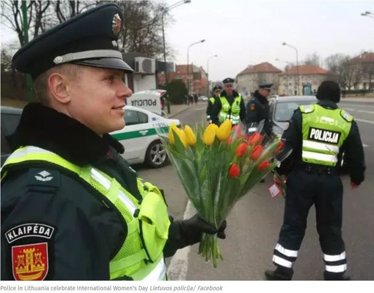 lithuania police.JPG