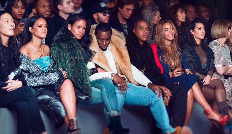 diddy-kardashian-rihanna-front-row-1140x660.jpg