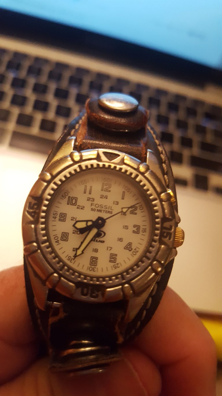 fossil watch.jpg