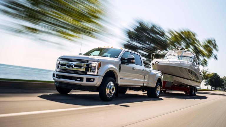 2018-ford-f-series-super-duty-limited.jpg