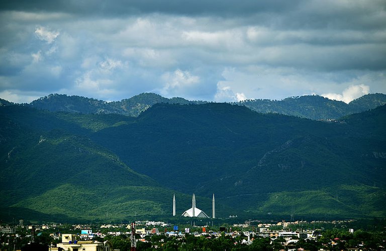 ALI_MUJTABA_WLM2015_FAISAL_MOSQUE_DSC_1542_m.jpg