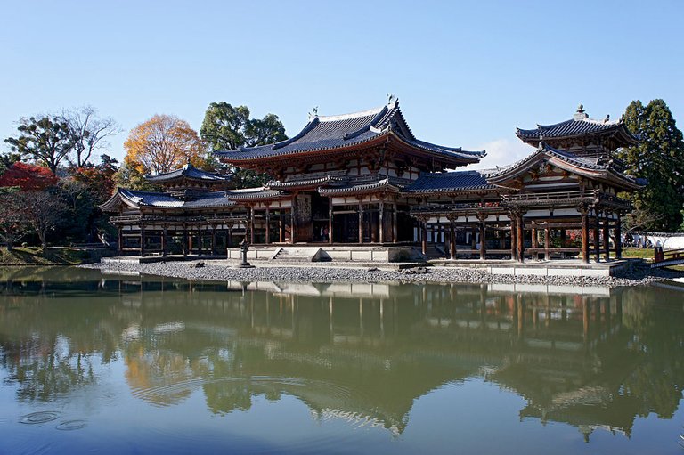 Byodoin_Phoenix_Hall_Uji_2009.jpg