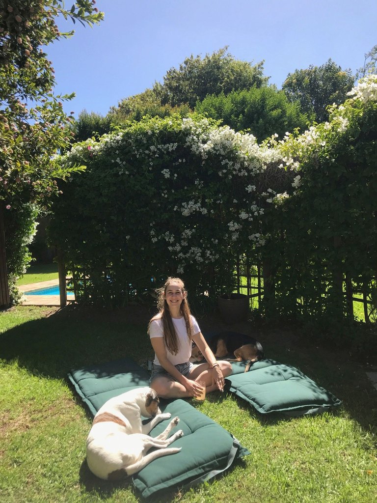 em and the dogs in the garden.JPG