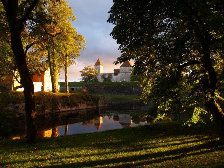 Kuressaare_piiskopilinnus_2010.JPG