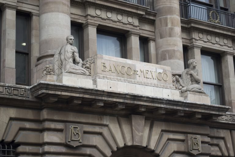 Bank-of-Mexico-768x512.jpg