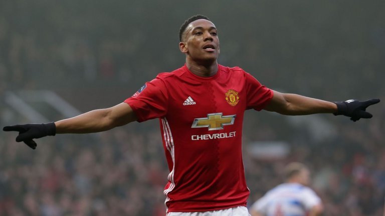 skysports-anthony-martial-manchester-united_3878574.jpg