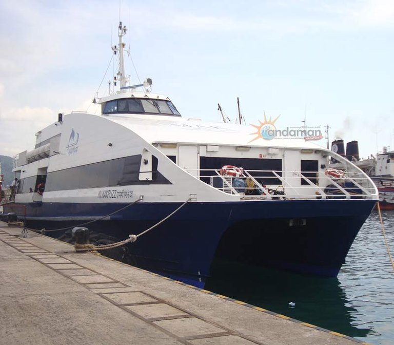 mv-makruzz.jpg