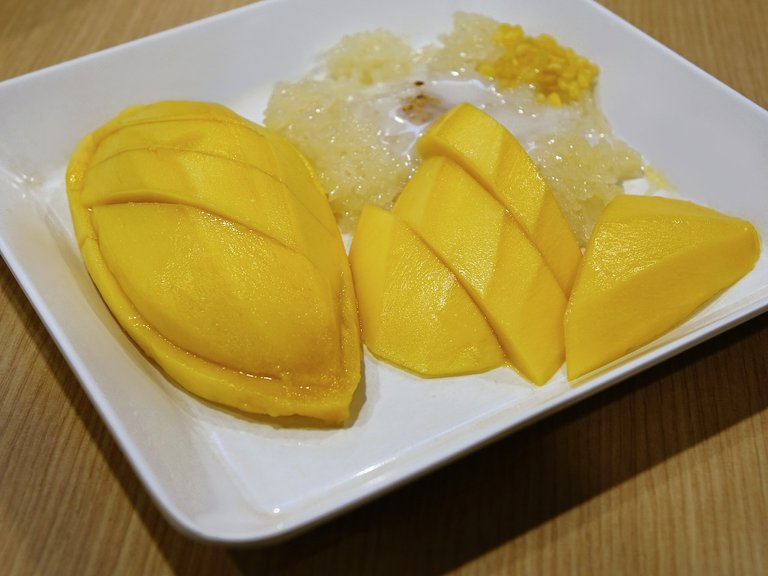 mango-545222_1280.jpg