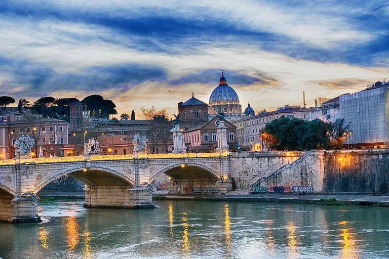 tiber-bridge-2263361_1280.jpg