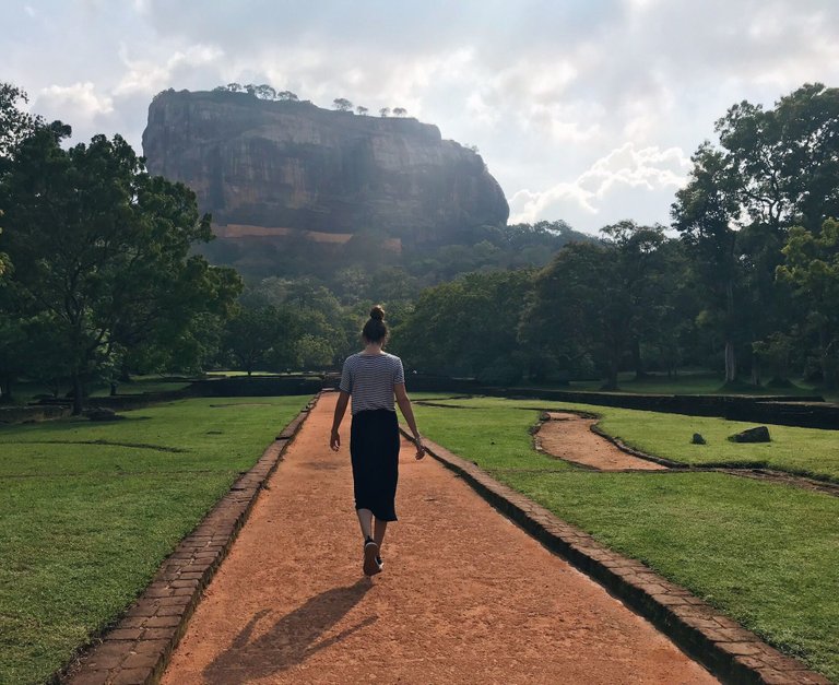 Sigiriya Rock.JPG