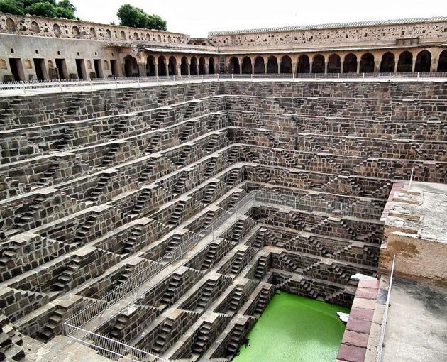 Chand-Baori4.jpg