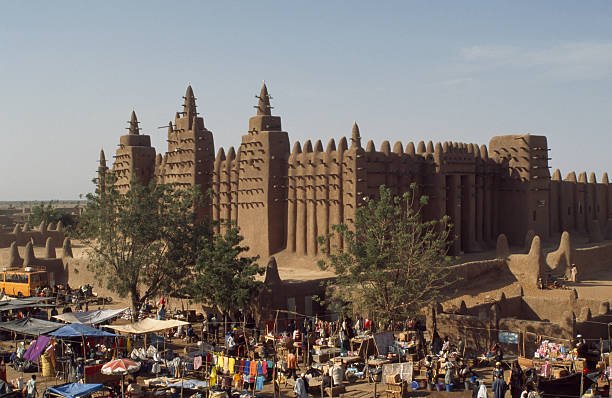 djenne-mali-picture-id80253913.jpg