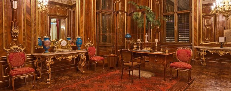 csm_Nussholzzimmer-_7__02_c__Schloss_Schoenbrunn_Kultur-_und_Betriebsges.m.b.H__Fotograf__Alexander_Eugen_Koller_3022f5950a.jpg