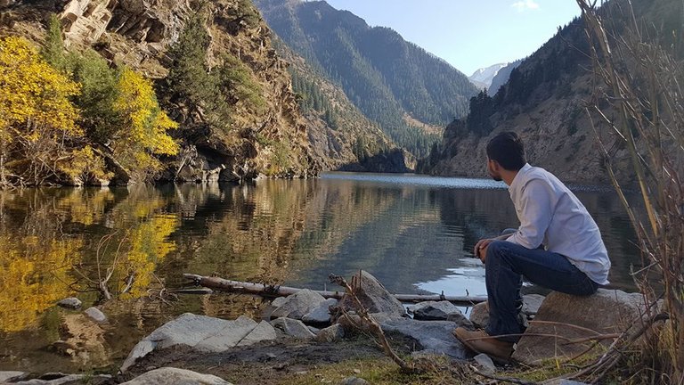 gashu lake near jaglot.jpg